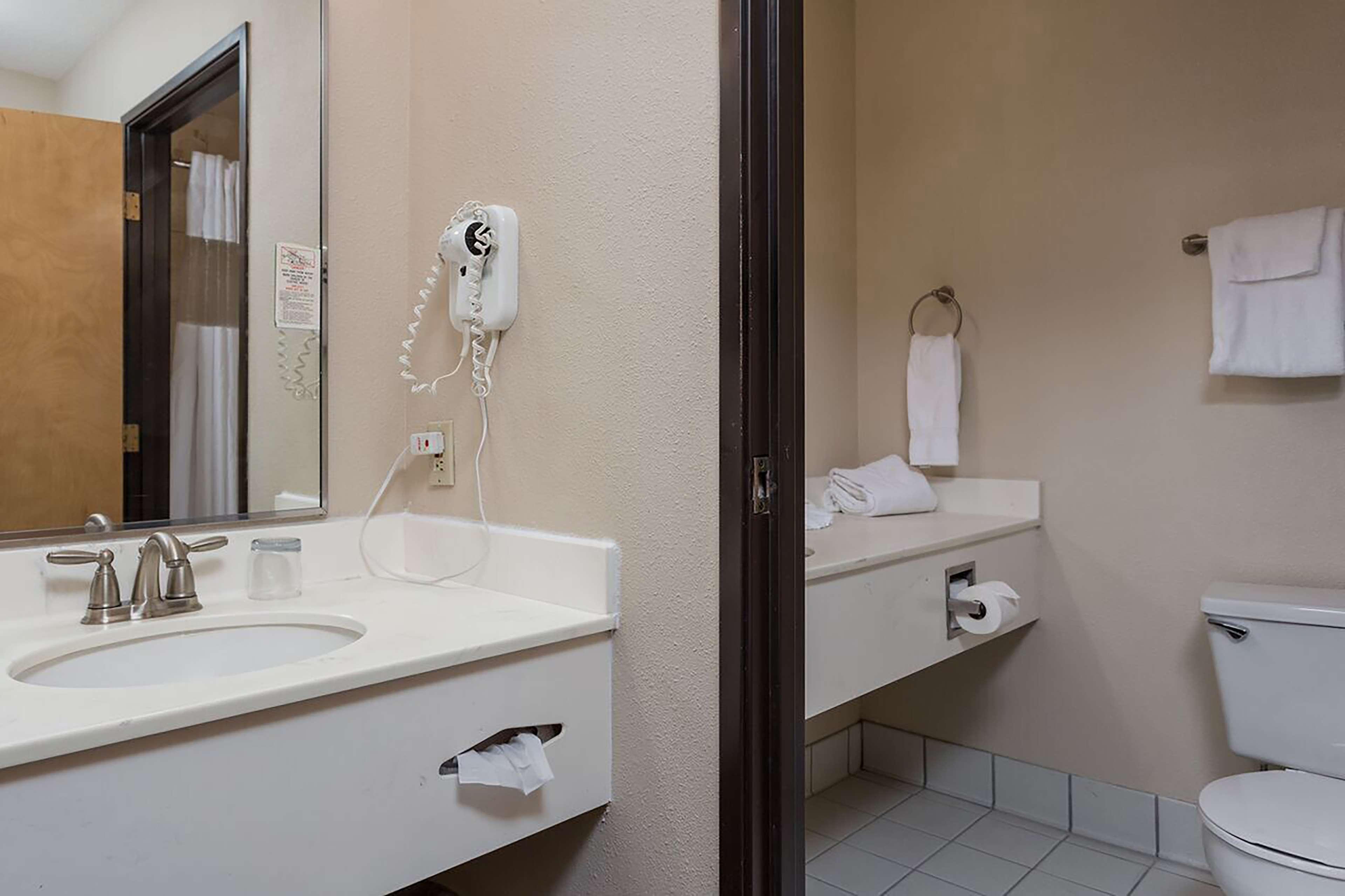 Shilo Inn Suites Torre di Newport Esterno foto