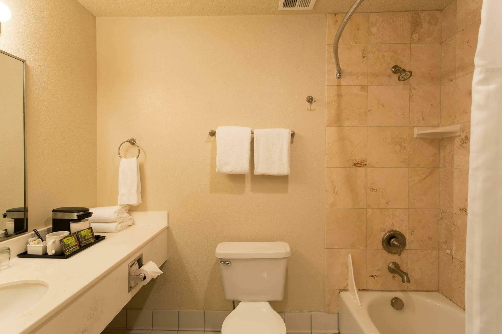 Shilo Inn Suites Torre di Newport Esterno foto
